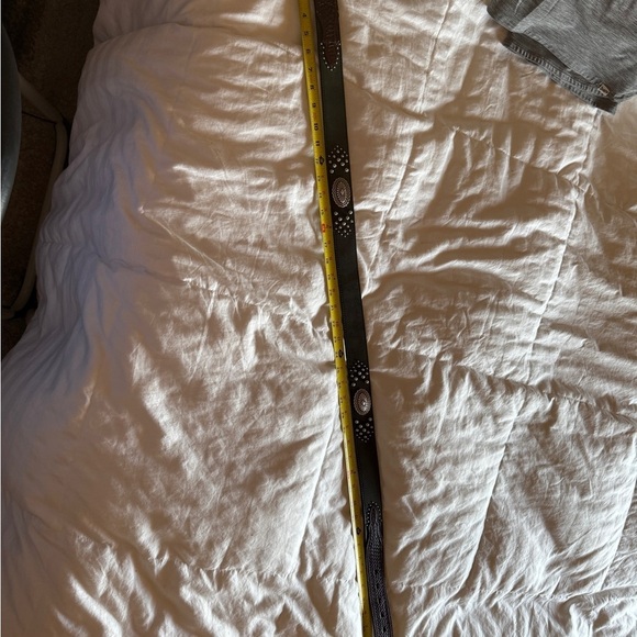 Texas Leather Manufacturing Dark Leather Belt with Silver Accents - Picture 9 of 9